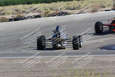 media/Jun-05-2022-CalClub SCCA (Sun) [[19e9bfb4bf]]/Group 3/Qualifying/